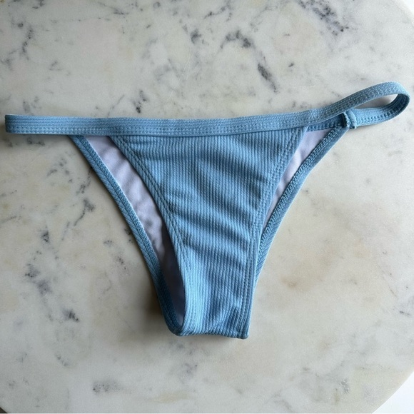 SHEIN Ribbed Squared Blue Bikini Set Size Small - Picture 8 of 10